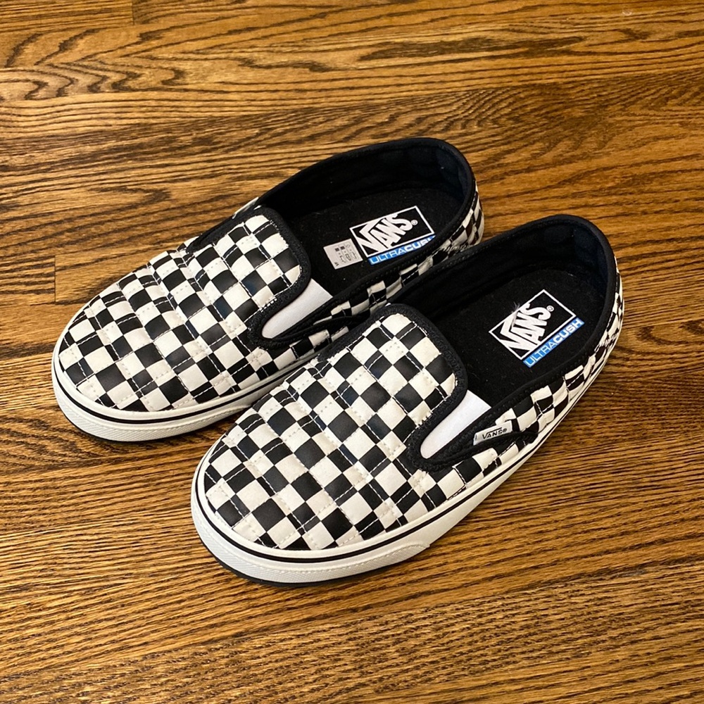Vans Checkerboard Slip-Er 2 Size 9 (slipper, moccasin, house shoe)